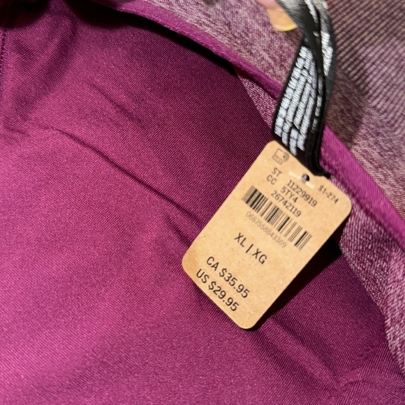 New PINK
SEAMLESS LONGLINE SPORTS BRA - Picture 6 of 6